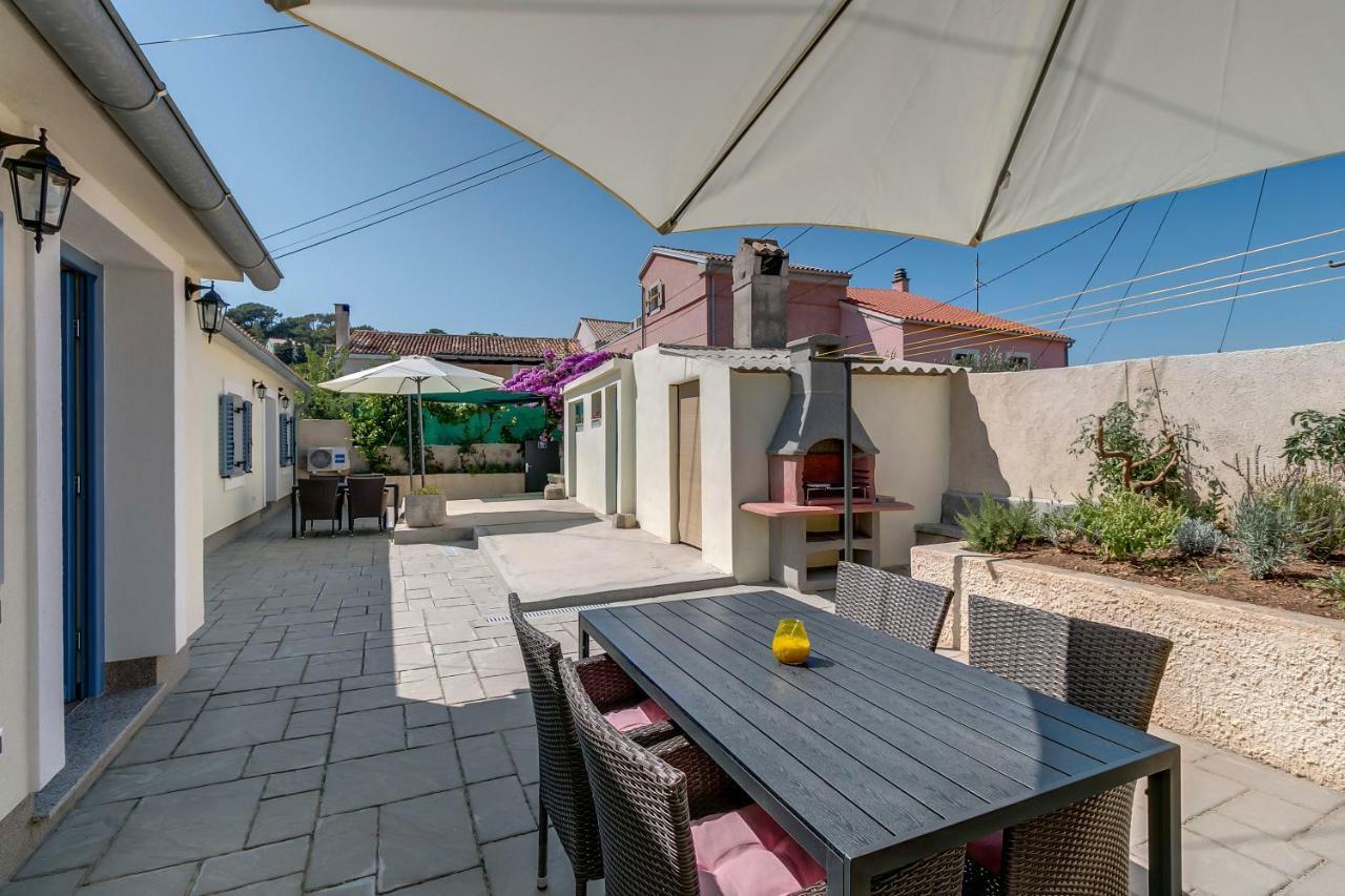 Apartments Relax Veli Lošinj Exterior foto