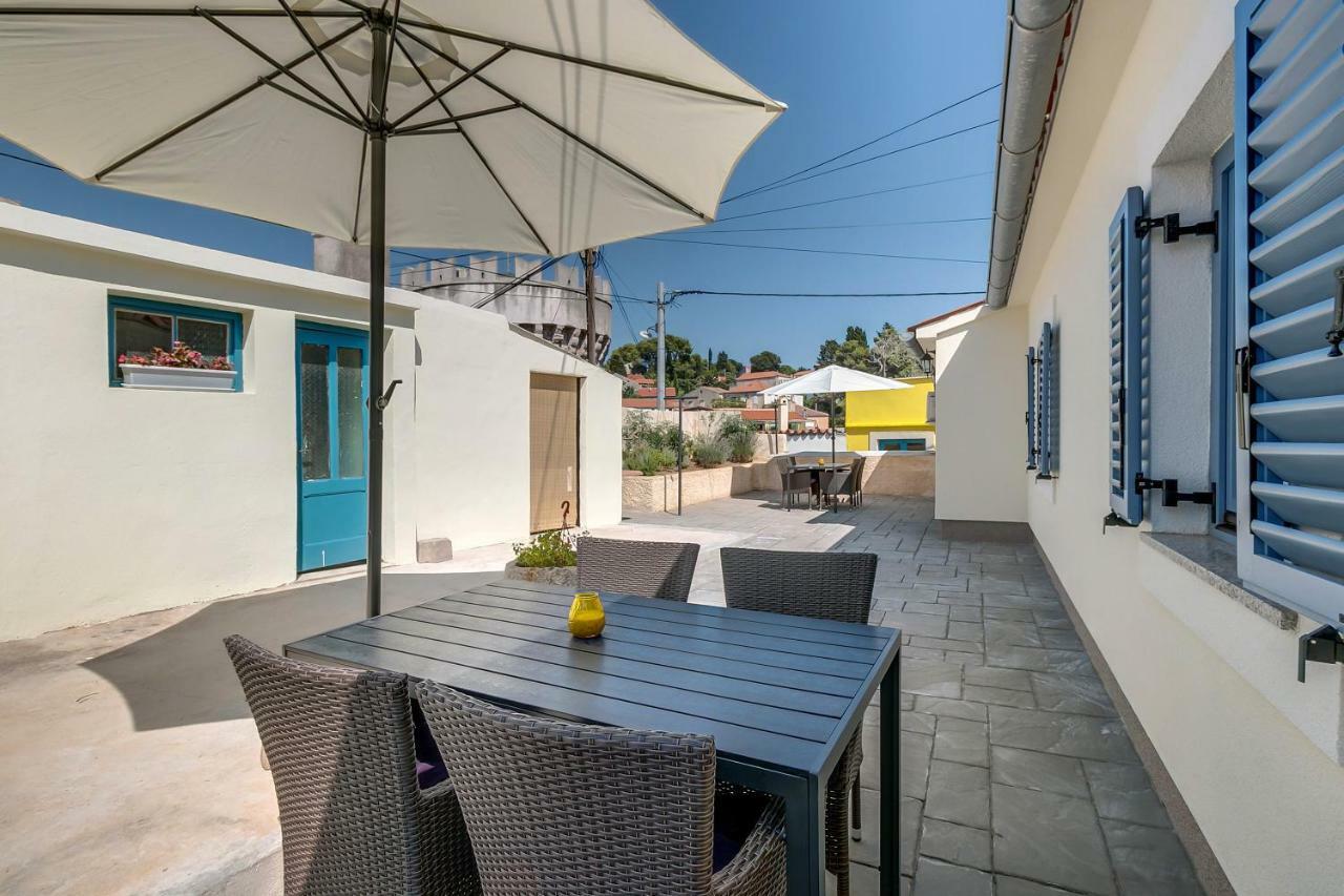 Apartments Relax Veli Lošinj Exterior foto