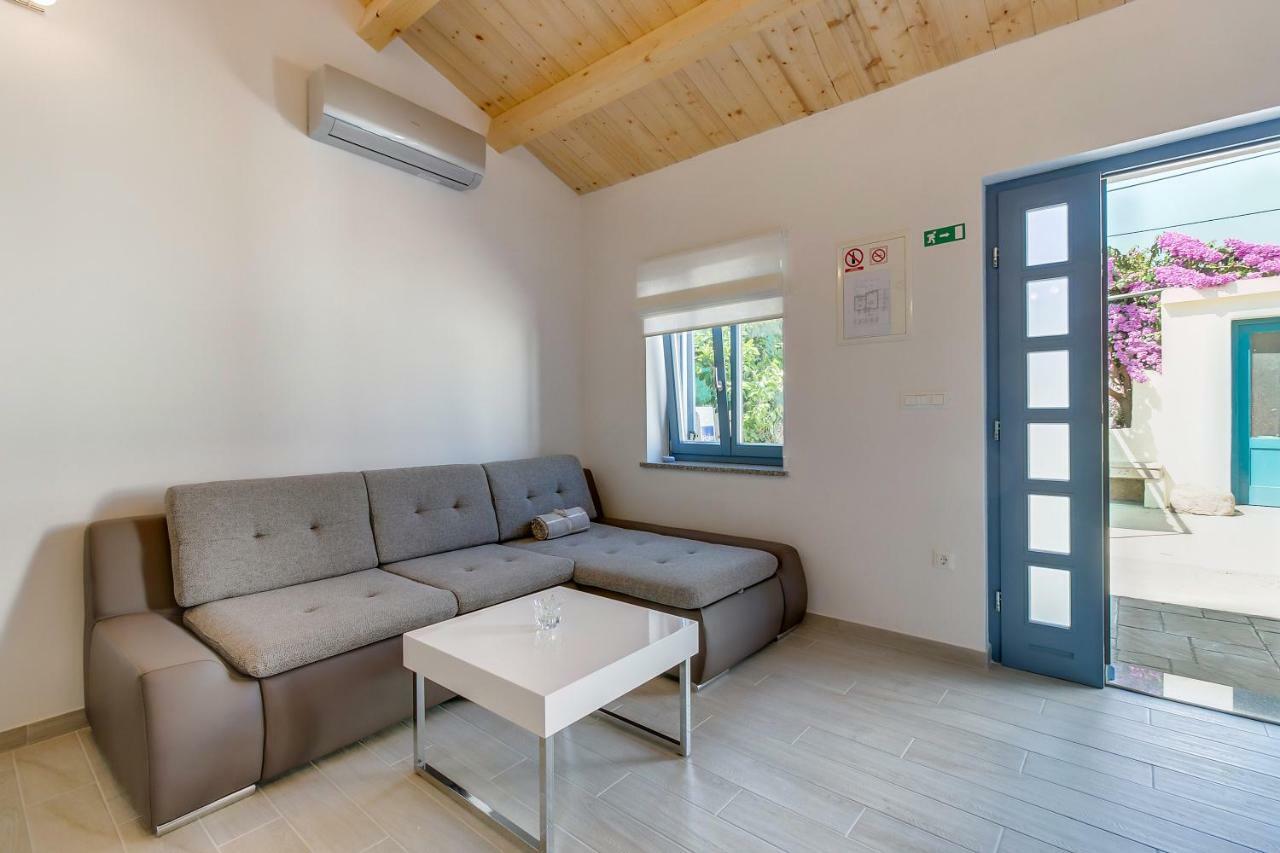 Apartments Relax Veli Lošinj Exterior foto